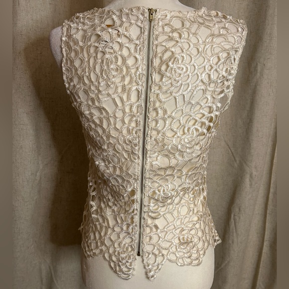 Angel Women's Beige Crotchet Zipper Back Sleeveless Crop Top Size M - Picture 5 of 8